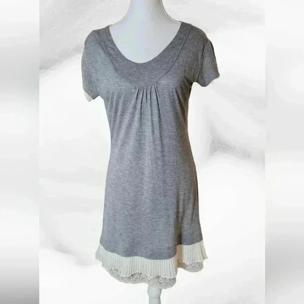 John GALLIANO Women's Gray Short Sleeve T Shirt Dress Ruffles Lace Top Size L